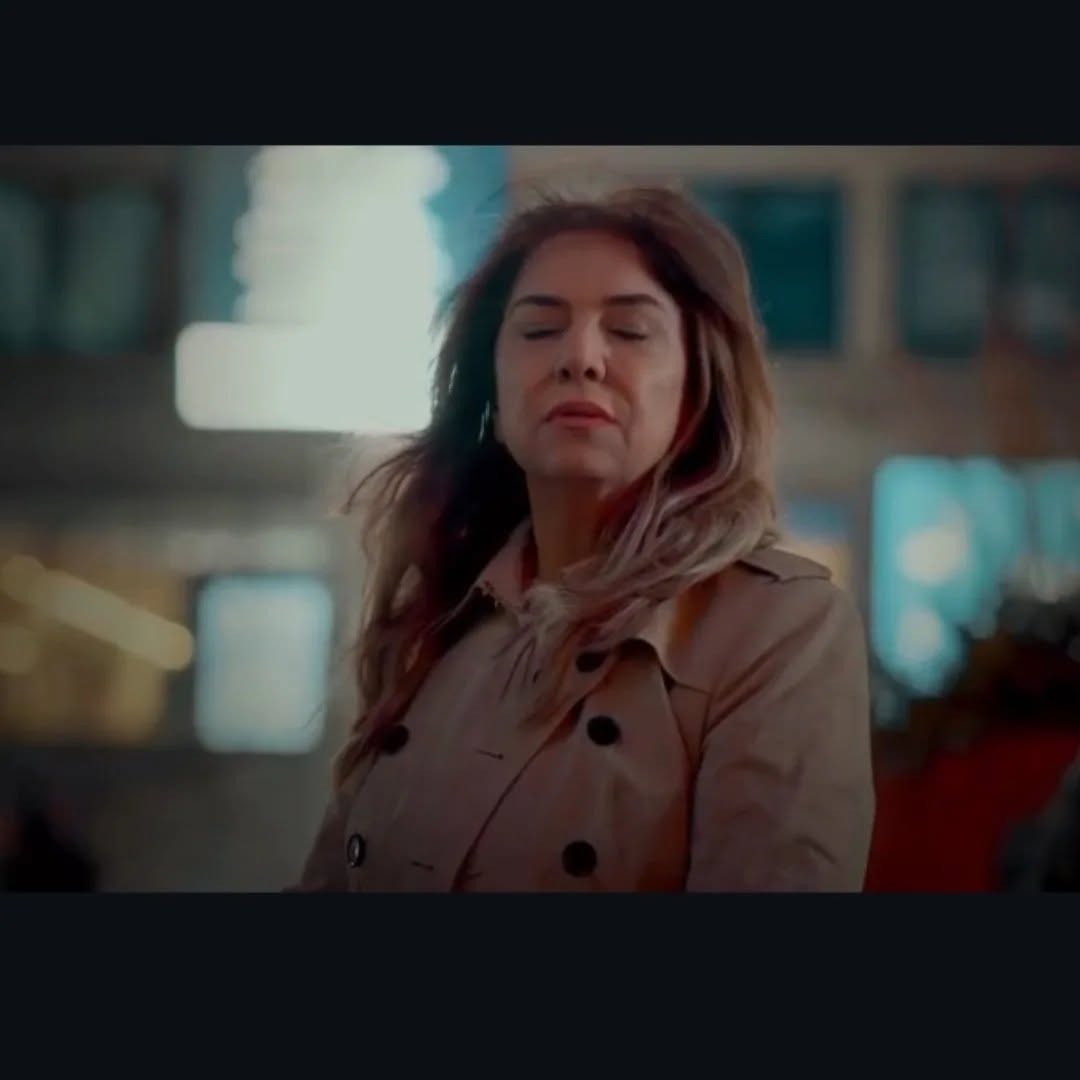 Nazila — cinematic city portrait